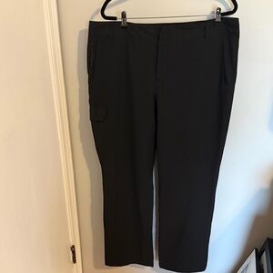 Eddie Bauer Women's Black Straight Leg Pants